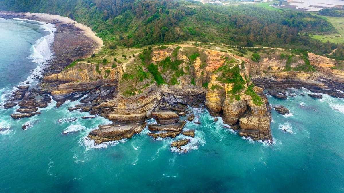 Mùa Hè Nên Đi Du Lịch Ở Đâu? Top 10 Thiên Đường Tránh Nóng "Đỉnh" Nhất Việt Nam