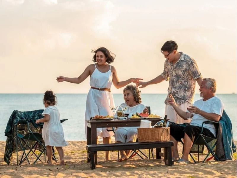 Xu Hướng Du Lịch Hè Cho Gia Đình Và Tập Thể: Những Điểm Đến Tránh Nóng Lý Tưởng