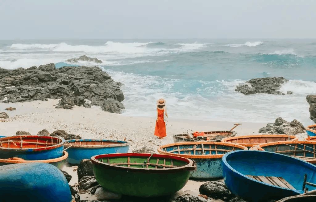 Du Lịch Lý Sơn - Hành Trình Khám Phá “Vương Quốc Tỏi” Giữa Biển Khơi
