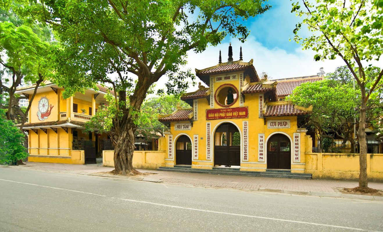 Những Ngôi Chùa Nổi Tiếng Ở Hà Nội Nên Ghé Thăm