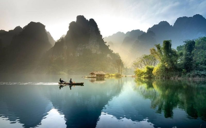 Bản Hồ Ba Bể - Chạm Vào Nhịp Sống Bình Dị Giữa Núi Rừng Bắc Kạn