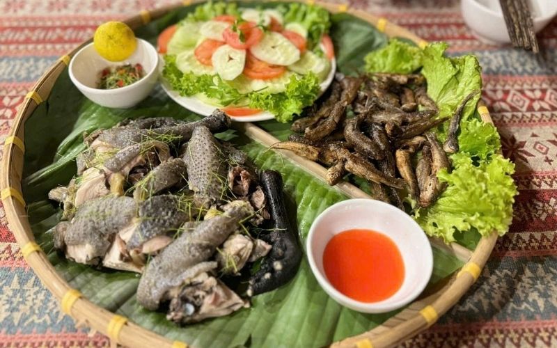 Lô Lô Chải - Ngôi Làng Bình Yên Dưới Chân Cột Cờ Lũng Cú